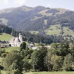 Haus Tauernblick 2 *