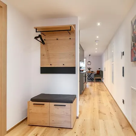 Haus Tauernblick 2 *