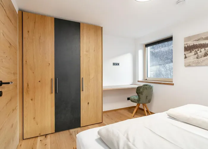 Haus Tauernblick 2 アパート *